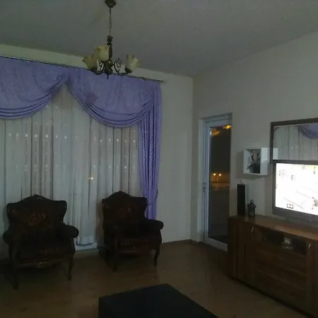Apartment Bordo *
